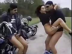 Gołe dziewczyny w wieku 18 lat erika bella sex grupowy