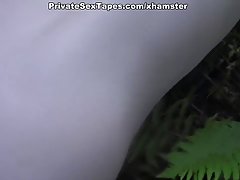 Sexy darmowe seks zdjecia amatorskie dziewczyna traci do dżinsów na zewnątrz kurwa