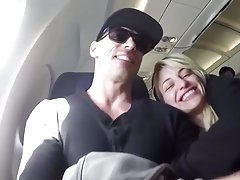 Pizdy porno publicznych samolotu sex oralny